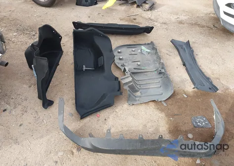 2023 Toyota Camry Le z USA, uszkodzony, nr VIN 4T1C11AK4PU832374